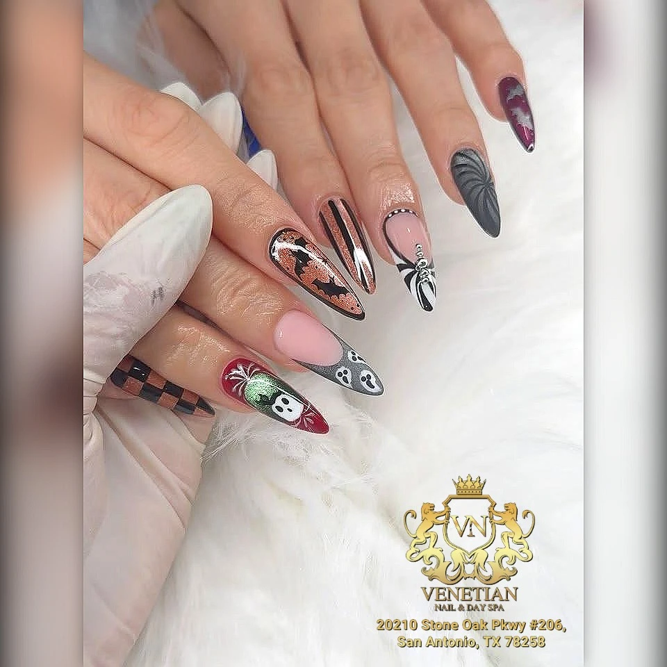 Nail Oct 08
